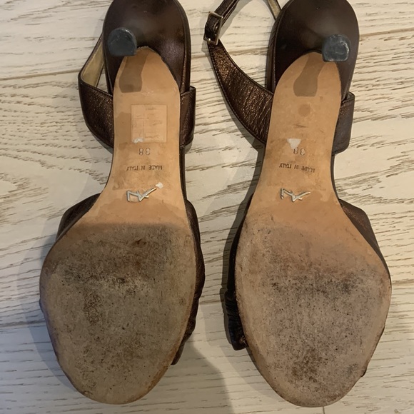 Alexandra Neel high heels in chocolate brown shimmer. Medium high heel. - Picture 2 of 4